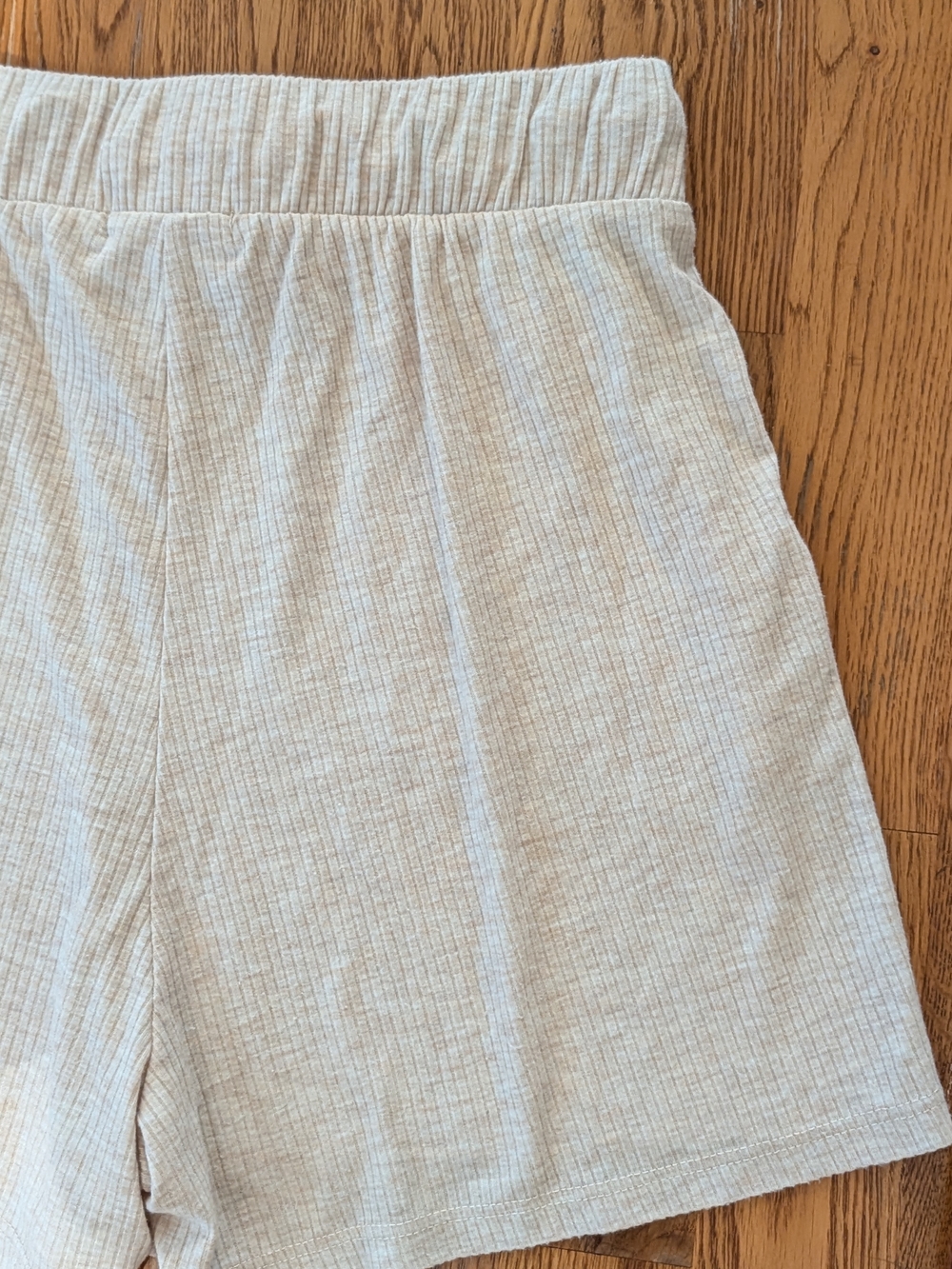 Entro Beige Ribbed Knit High Rise Drawstring Lounge Shorts - Picture 7 of 11